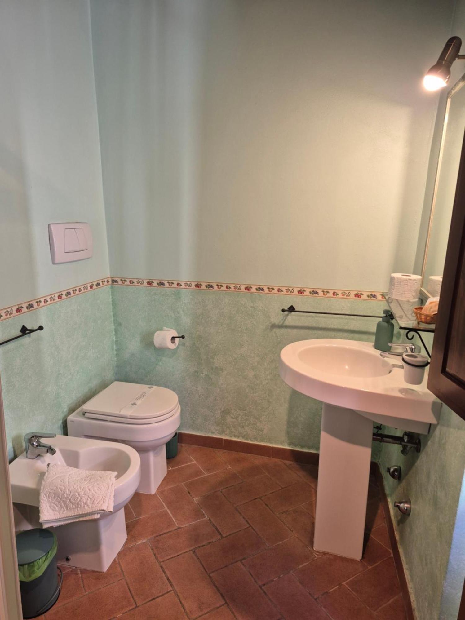 Ghigo La Locanda Di Torquato Montorgiali エクステリア 写真